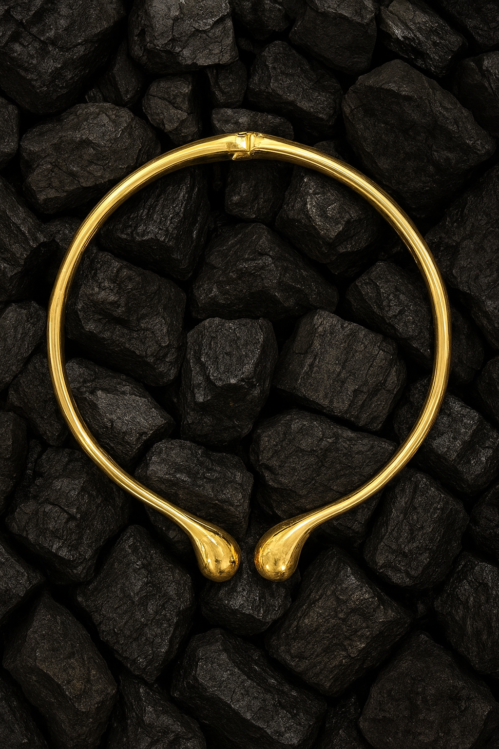 Golden Arc Choker