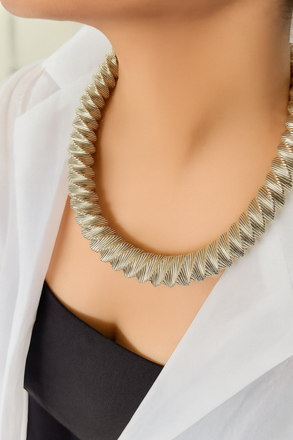 Silver Spiral Collar Necklace