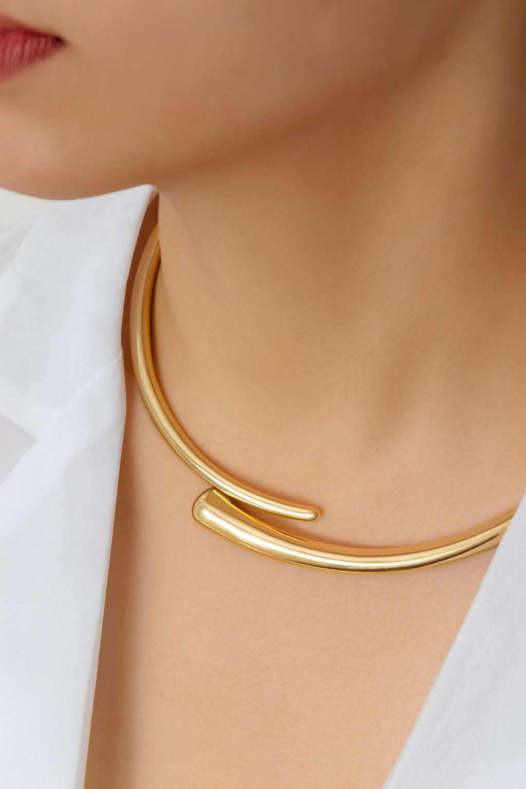 Golden Dew Choker