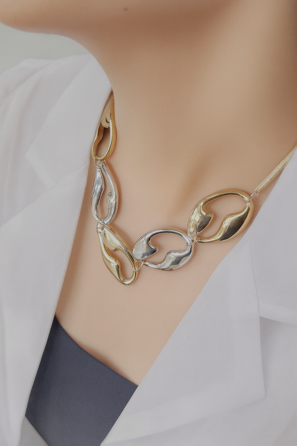 Dual Liquid Links Necklace
